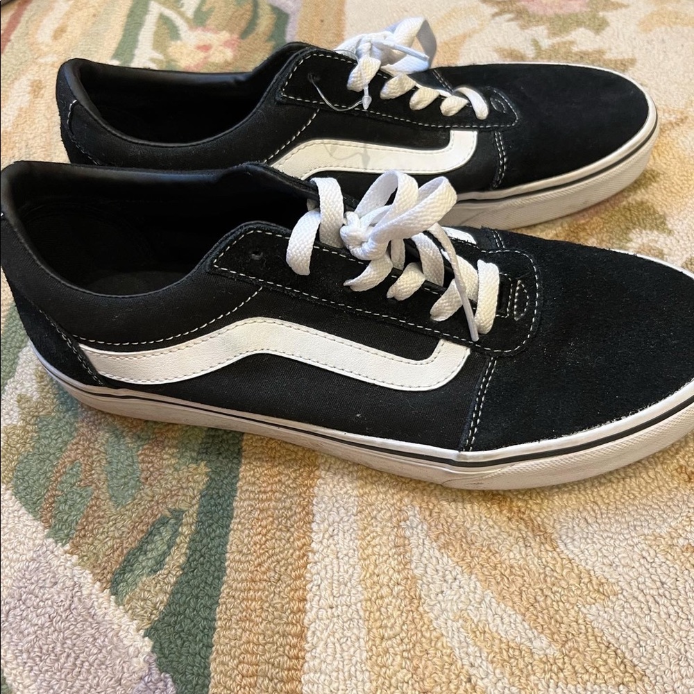 Womens Black suede Vans